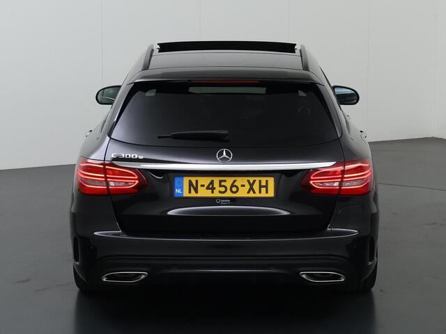 Mercedes-Benz C-KLASSE Estate 300 e Premium Pack | AMG | Night | Panoramadak | Burmester | Widescreen | Stoelverwarming |
