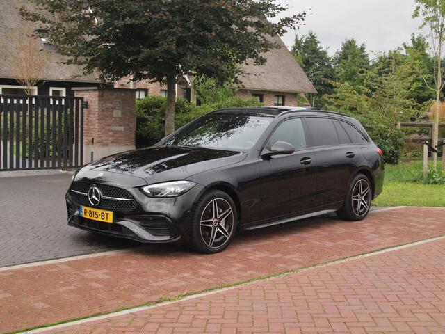 Mercedes-Benz C-KLASSE Estate 300 e AMG Line | Panoramadak | Camera | Sfeerverlichting | Burmester | NL-Auto |