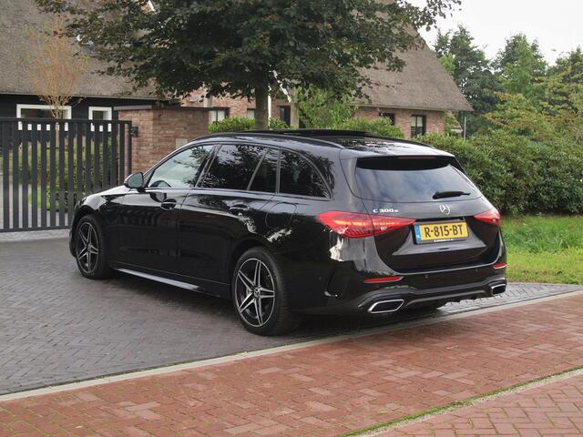Mercedes-Benz C-KLASSE Estate 300 e AMG Line | Panoramadak | Camera | Sfeerverlichting | Burmester | NL-Auto |