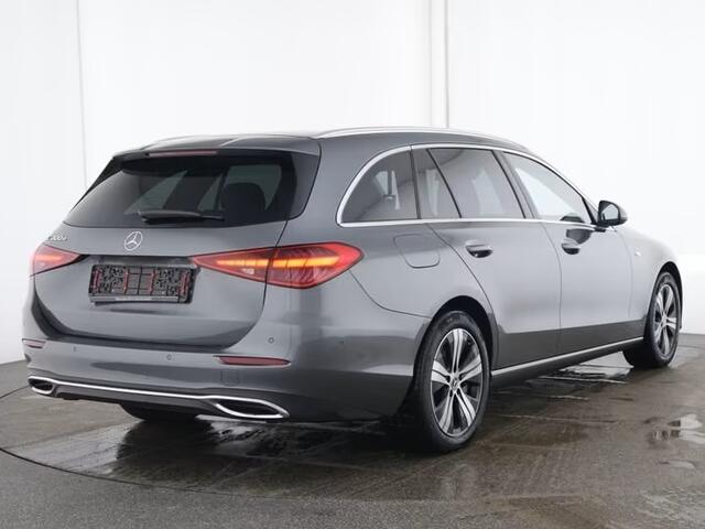 Mercedes-Benz C-KLASSE Estate 300e T AVANTGARDE ** LED, PANO, DISTR, TREKH, MEM, BURMESTER, 18-inch LMV ** Ex MB-AG ** ** INFORMEER OOK NAAR ONZE AANTREKKELIJKE FINANCIAL-LEASE TARIEVEN **