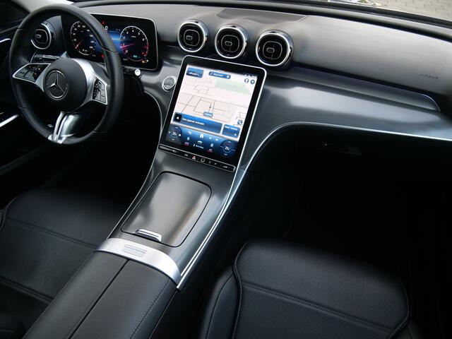 Mercedes-Benz C-KLASSE 180 Luxury Line 170 Pk Automaat Navi / DAB / Apple Carplay / Camera / Leer