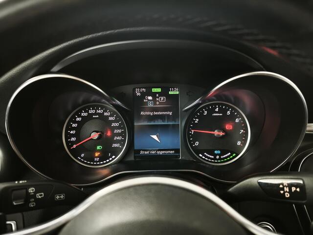 Mercedes-Benz C-KLASSE Estate 300 e Business Solution Luxury | Leder | Stoelverwarming | Camera | Navigatie |