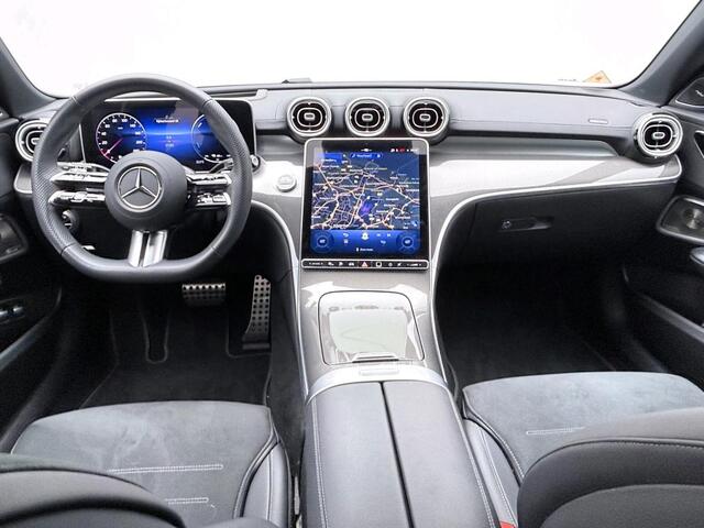 Mercedes-Benz C-KLASSE Estate 300 e Business Solution AMG AMG Line | Night Pakket | Panorama Schuif-Kanteldak | Parkeerpakket met 360°-camera | Alarm Klasse 3. Inclusief 24 maanden Mercedes-Benz Certified garantie voor Europa.