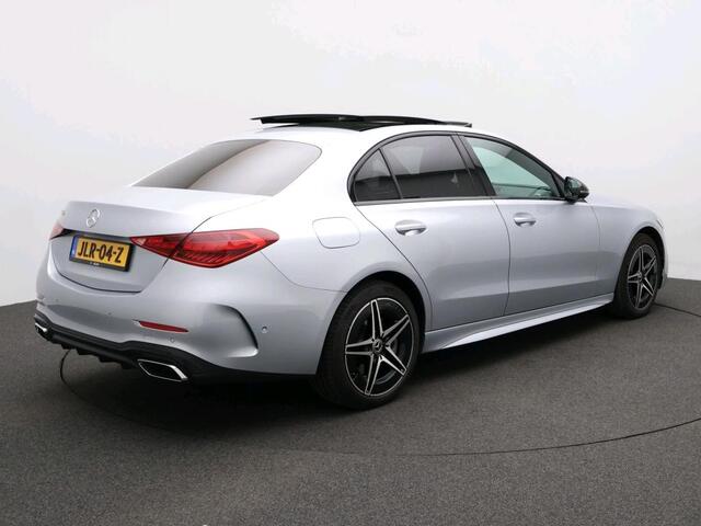 Mercedes-Benz C-KLASSE 300 e Business Solution AMG Premium plus | AMG Line | Night Pakket | Panorama Schuif-Kanteldak | Digital Licht | Head-Up Display | Parkeerpakket met 360°-camera. Inclusief 24 maanden Mercedes-Benz Certified garantie voor Europa.