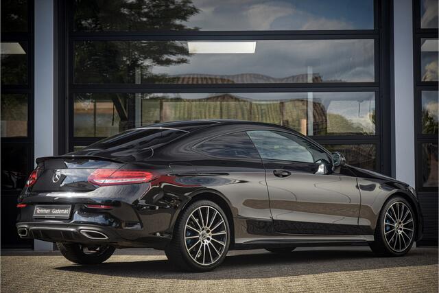 Mercedes-Benz C-KLASSE Coupé 300 AMG Line * Premium Plus Pack