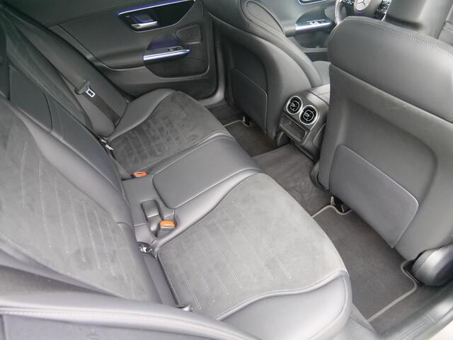Mercedes-Benz C-KLASSE Estate 300 e AMG Line 313 Pk Automaat Navi / DAB / Apple Carplay / Trekhaak