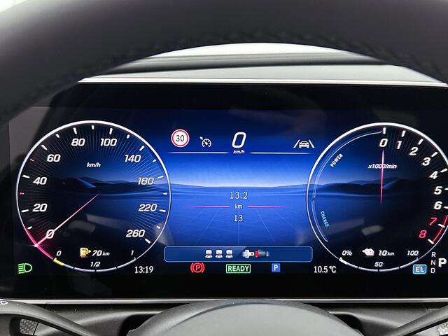 Mercedes-Benz C-KLASSE 300 e Business Solution AMG | Trekhaak | Comfortpakket Plus | Nightpakket | Middenconsole metaalstructuur |