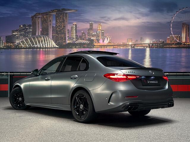Mercedes-Benz C-KLASSE C300 e AMG MatteGrijs|Memory|HeadUp|Sfeer|Panorama|360cam