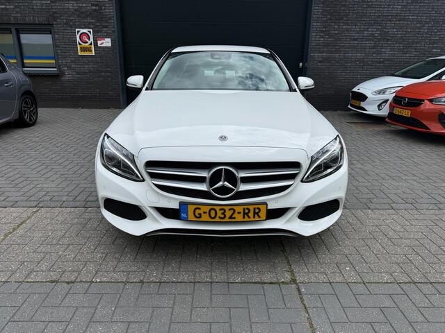 Mercedes-Benz C-KLASSE 200 Premium Plus | 1E EIGENAAR | 3/6/12MND GARANTIE| LED | CRUISE | SFEER | STOELVERWM. | NAVI |