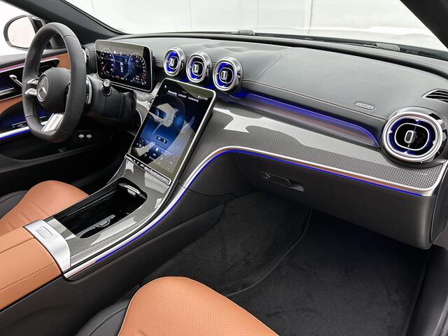 Mercedes-Benz C-KLASSE 300 e 140 Years Edition | Comfortpakket Plus | Nightpakket | Parkeerpakket met 360°-camera | Trekhaak | Panoramaschuifdak | Middenconsole metaalstructuur | DISTRONIC | GUARD 360° Plus | 19" multispaaks lichtmetalen AMG-velgen |
