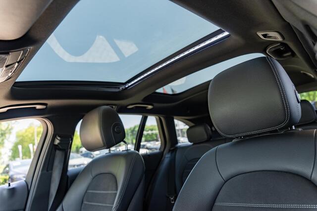 Mercedes-Benz C-KLASSE Estate 180 Business Solution AMG | Night | Panoramadak | Widescreen | Stoelverwarming | Achteruitrijcamera |