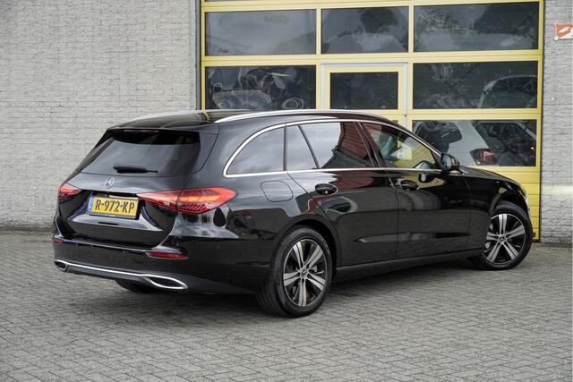 Mercedes-Benz C-KLASSE Estate 300 e 204PK! Automaat Luxury Line Limited BJ2022 Lmv 17" | Led V+A | Pdc | Elek. achterklep | Achteruitrijcamera | App-Connect | Navi | Virtual cockpit | Sfeerverlichting | Cruise control | Verwarmde voorstoelen | Nw-model! | SoH 94.6% + 2 laadkabels!