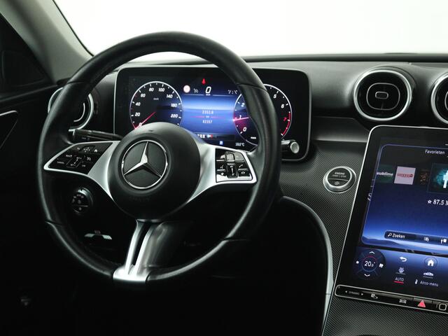 Mercedes-Benz C-KLASSE 180 Luxury Line | Panoramadak | Stoelverwarming | Onderweg-naar-dealer