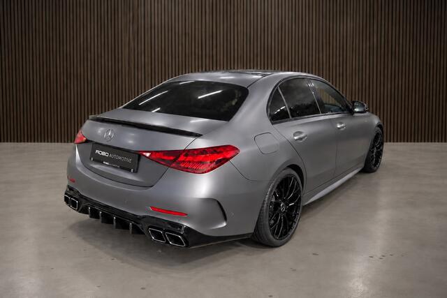 Mercedes-Benz C-KLASSE 300 e AMG Line | Magno | Panoramadak | Stoelverwarming | Adaptive Cruise Control | Dodehoekdetectie | Head-Up Display | Memory Seat | 360 Camera | Keyless | Ambiance Verlichting | Navigatie | Apple Carplay