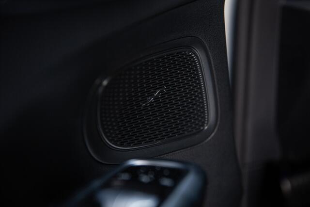 Mercedes-Benz C-KLASSE 180 AMG Line , Sfeerverlichting, Burmester, Carbon, Cruise control,