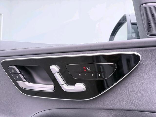 Mercedes-Benz C-KLASSE Estate 300 e Business Solution AMG AMG Line | Night Pakket | Panorama Schuif-Kanteldak | Distronic | Parkeerpakket met 360°-camera | Sfeerverlichting. Inclusief 24 maanden Mercedes-Benz Certified garantie voor Europa.