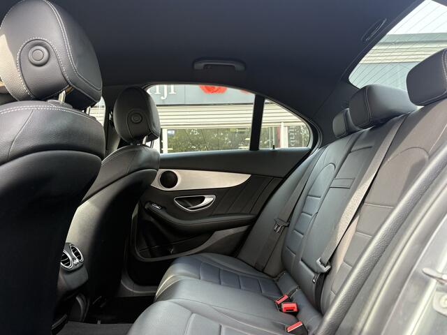Mercedes-Benz C-KLASSE 160 AMG-line | NL auto | Navi | Cruise | Leder | Dealer onderhouden