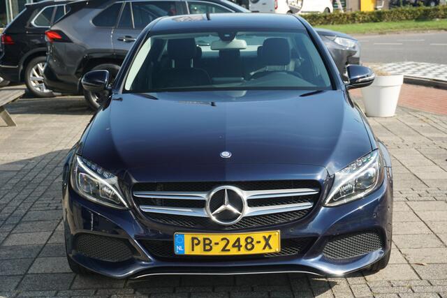 Mercedes-Benz C-KLASSE 180 Business Solution