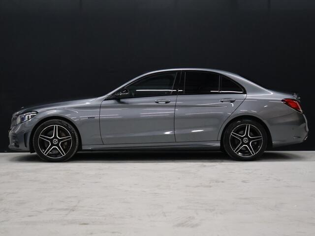 Mercedes-Benz C-KLASSE 300 e AMG Limited [DIGITAL DASHBOARD, GROOT NAVIGATIE, APPLE CARPLAY, ANDROID, ELEK. VERSTELBARE SPORTSTOELEN, CAMERA V+A, STOELVERWARMING, CRUISE, CLIMATE, NIEUWSTAAT]