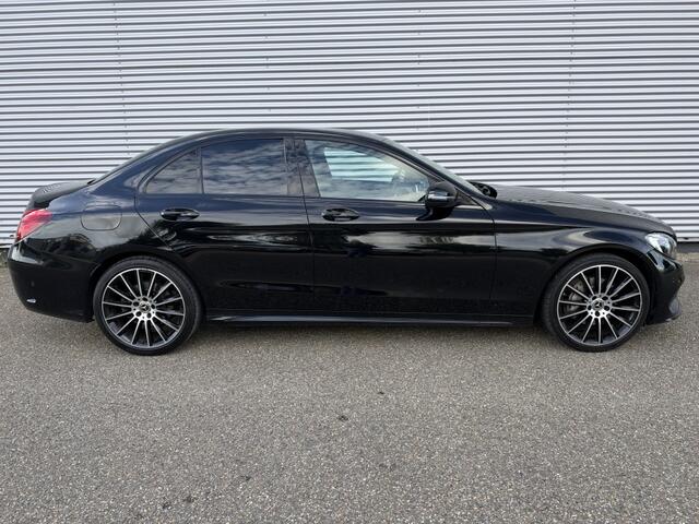 Mercedes-Benz C-KLASSE 180 AMG Sp. Ed. 19" NAP Automaat Camera BTW Stoelverwarming Sfeer