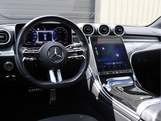 Mercedes-Benz C-KLASSE Estate 180 AMG Line multispaak velgen | Carplay