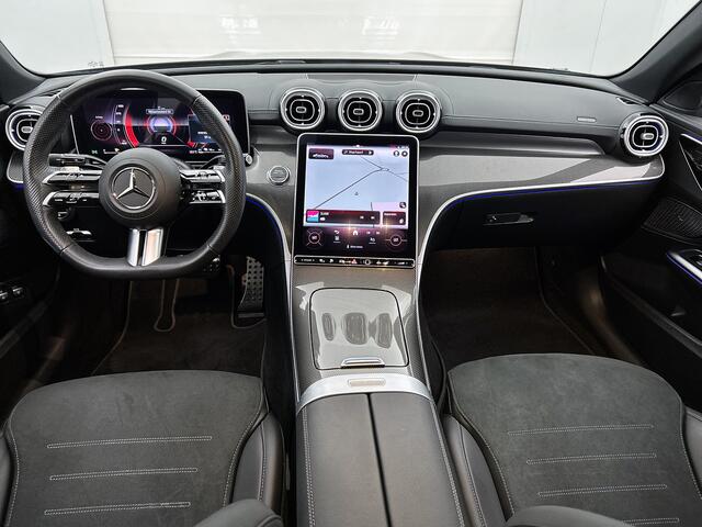 Mercedes-Benz C-KLASSE 300 e AMG Line | 360° camera | Trekhaak | Sfeerverlichting | Lage KM! | Inclusief 24 maanden MB Certified garantie voor Europa.