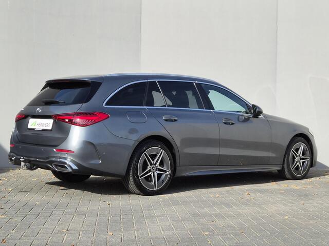 Mercedes-Benz C-KLASSE 300 e AMG Line / SOH 99,8% / Elektrische trekhaak / Stoelverwarming / Elektrische achterklep / Trekgewicht 1800 kg / Burmester Audio Systeem / Adaptief cruise control / Achteruitrijcamera / Apple Carplay Android Auto /