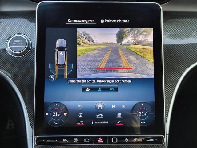 Mercedes-Benz C-KLASSE 300 e AMG Line / SOH 99,8% / Elektrische trekhaak / Stoelverwarming / Elektrische achterklep / Trekgewicht 1800 kg / Burmester Audio Systeem / Adaptief cruise control / Achteruitrijcamera / Apple Carplay Android Auto /
