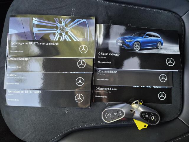 Mercedes-Benz C-KLASSE 300 e AMG Line / SOH 99,8% / Elektrische trekhaak / Stoelverwarming / Elektrische achterklep / Trekgewicht 1800 kg / Burmester Audio Systeem / Adaptief cruise control / Achteruitrijcamera / Apple Carplay Android Auto /