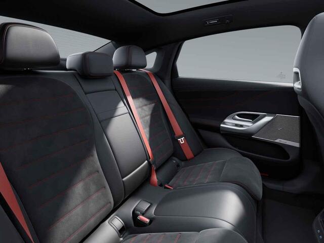 Mercedes-Benz C-KLASSE 400 4MATIC Launch Edition 94 kWh