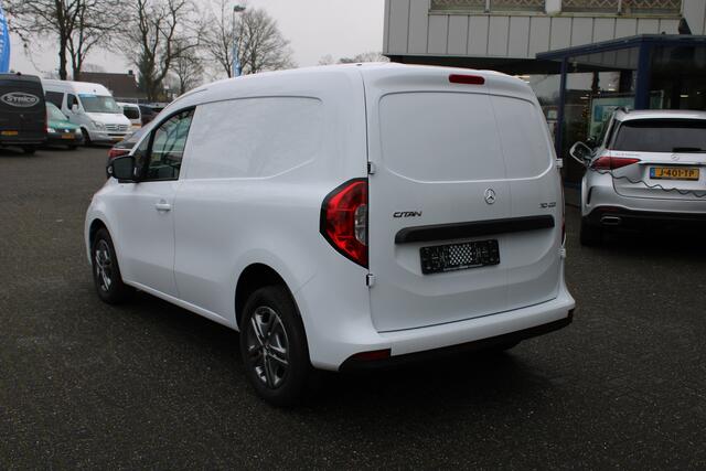 Mercedes-Benz CITAN 110 CDI L1 Pro MBUX Apple CarPlay Android Auto, Bumpers in kleur, Etc.