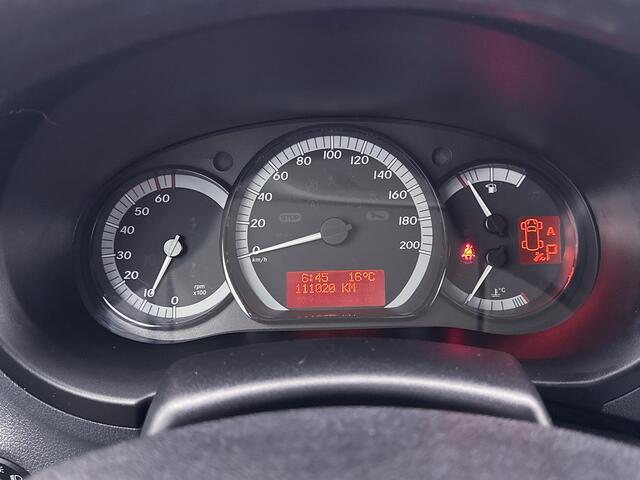 Mercedes-Benz CITAN 112 BlueEFFICIENCY Achteruitrijcamera Betimmering Airco Euro 6