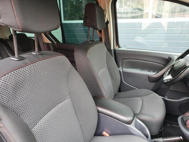 Mercedes-Benz CITAN 112 Automaat NAVI / CAMERA / TREKHAAK / CRUISE / PDC