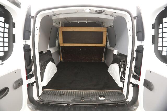 Mercedes-Benz CITAN 109 CDI L1H1 Airco Cruise Camera Trekhaak Navigatie Elektrpakket