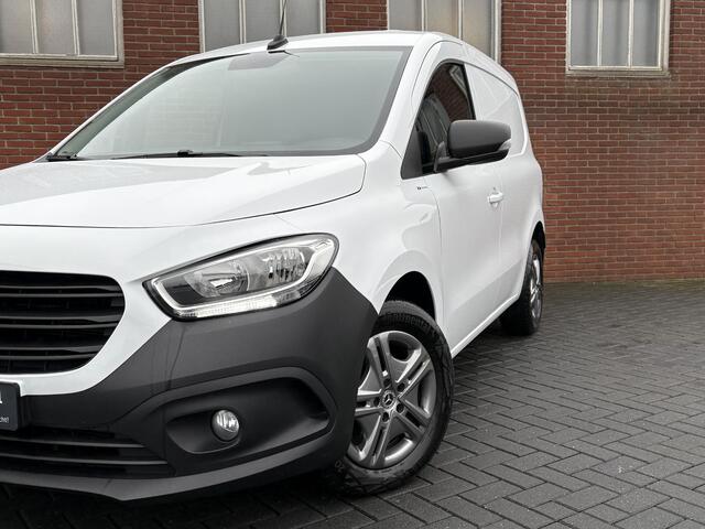 Mercedes-Benz CITAN 110 CDI L1 camera 3 zits