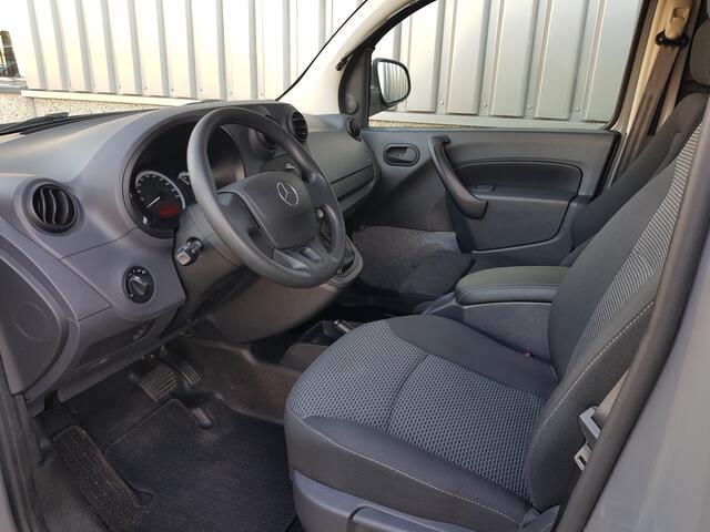 Mercedes-Benz CITAN 112 1.2i automaat aangepaste auto voor mindervalide !!!