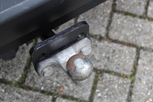 Mercedes-Benz CITAN 110-96pk CDI L1. Euro 6 AQ. Erg nette en handige bedrijfswagen voor nog jaren rijplezier ! Airco, navigatie, telefoonvoorb., cruise control, trekhaak, armsteun, Michelin All Season banden rondom etc.