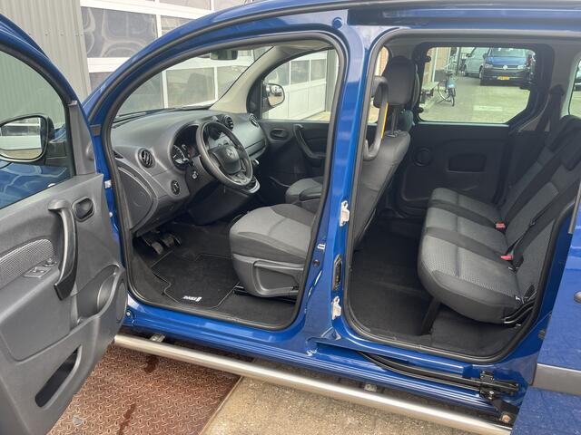 Mercedes-Benz CITAN 108 CDI Ambiente Personenvervoer Airco Cruise controle 5-Persoons Sitebars Telefoonverbinding Euro 6 Bpm vrij voor particulier gebruik!!