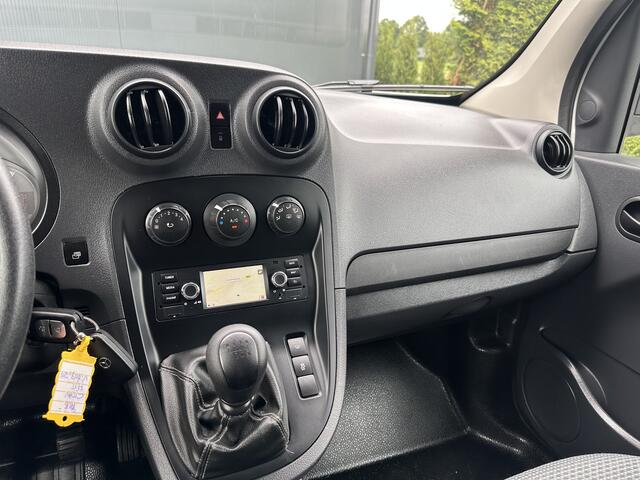 Mercedes-Benz CITAN 112 BENZINE 115 PK / BPM VRIJ / 1e EIGENAAR / NAVI / AIRCO / 17 INCH