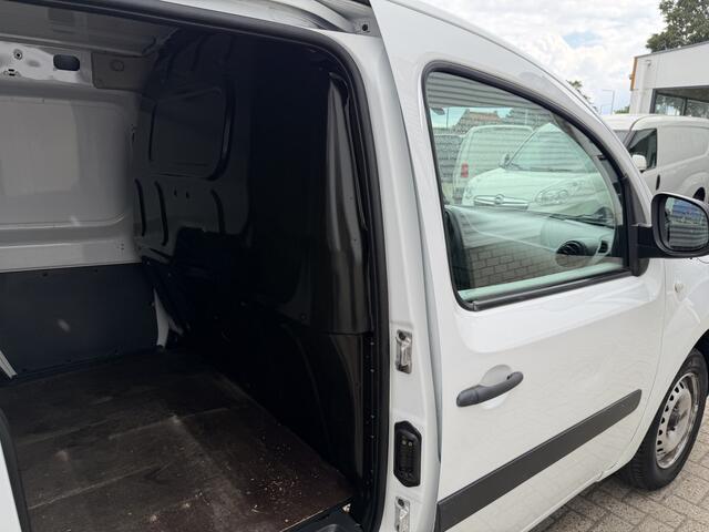 Mercedes-Benz CITAN 108 CDI BlueEFFICIENCY / euro 6 / bpm vrij / vaste prijs rijklaar ¤ 5.950 ex btw / lease vanaf ¤ 111 / airco / radio mp3 / wordt afgeleverd met nieuwe distributie riem !