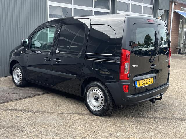 Mercedes-Benz CITAN 111 CDI BlueEFFICIENCY Btw en Bpm vrij!! Airco Cruise controle Trekhaak 1050kg trekgewicht Parkeer sensoren achter Navigatiesysteem Telefoonverbinding Euro 6