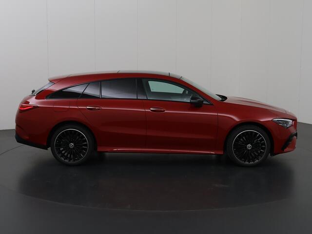 Mercedes-Benz CLA-KLASSE 250 e Shooting Brake Star Edition | AMG Pakket | Panoramadak | Sfeerverlichting | Multibeam LED | Keyless Go | Stoelverwarming | Night Pakket |