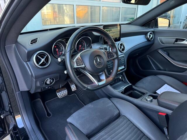 Mercedes-Benz CLA-KLASSE 200 AMG AUT. Gr.Navi/Cam/Stoel Verw./Boekjes!