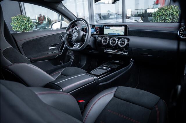 Mercedes-Benz CLA-KLASSE Shooting Brake 250 e AMG Line Facelift | Panorama | ACC | Keyless | Memory