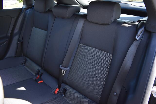 Mercedes-Benz CLA-KLASSE Shooting Brake 180 Business Line