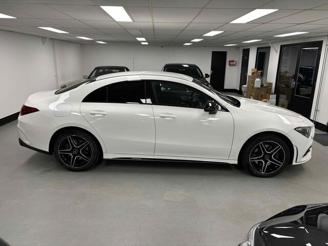 Mercedes-Benz CLA-KLASSE 250 e Business Solution AMG Limited Widescreen Camera Sfeerverlichting