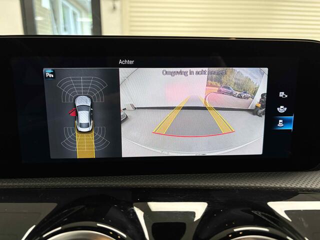 Mercedes-Benz CLA-KLASSE 250 e Business Solution AMG Limited Widescreen Camera Sfeerverlichting