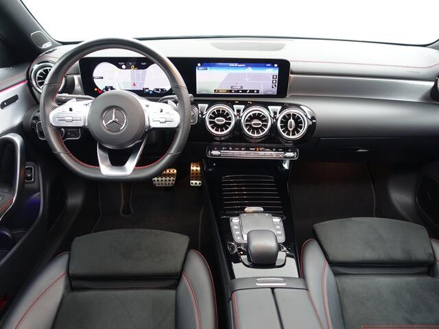Mercedes-Benz CLA-KLASSE 180 Premium AMG Edition Aut- Sfeerverlichting, Burmester, Panodak, Sport Interieur, Camera, Xenon Led