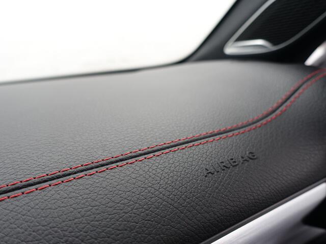 Mercedes-Benz CLA-KLASSE 180 Premium AMG Edition Aut- Sfeerverlichting, Burmester, Panodak, Sport Interieur, Camera, Xenon Led