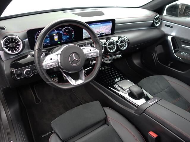 Mercedes-Benz CLA-KLASSE 250 e AMG Edition Aut- Panodak, Xenon Led, Sfeerverlichting, Alcantara Sportinterieur